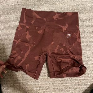 Gym, shark, camp maroon short
